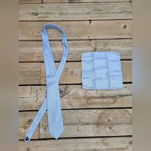 Light Blue 100% Silk Tie Set w/ Cufflinks, Tie Clip & Pocket Square NWT